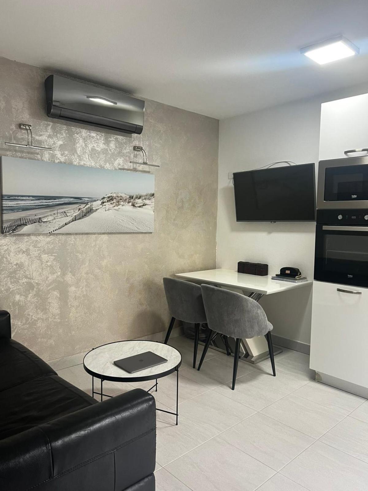 Olive Coast Apartments 헤르섹 외부 사진